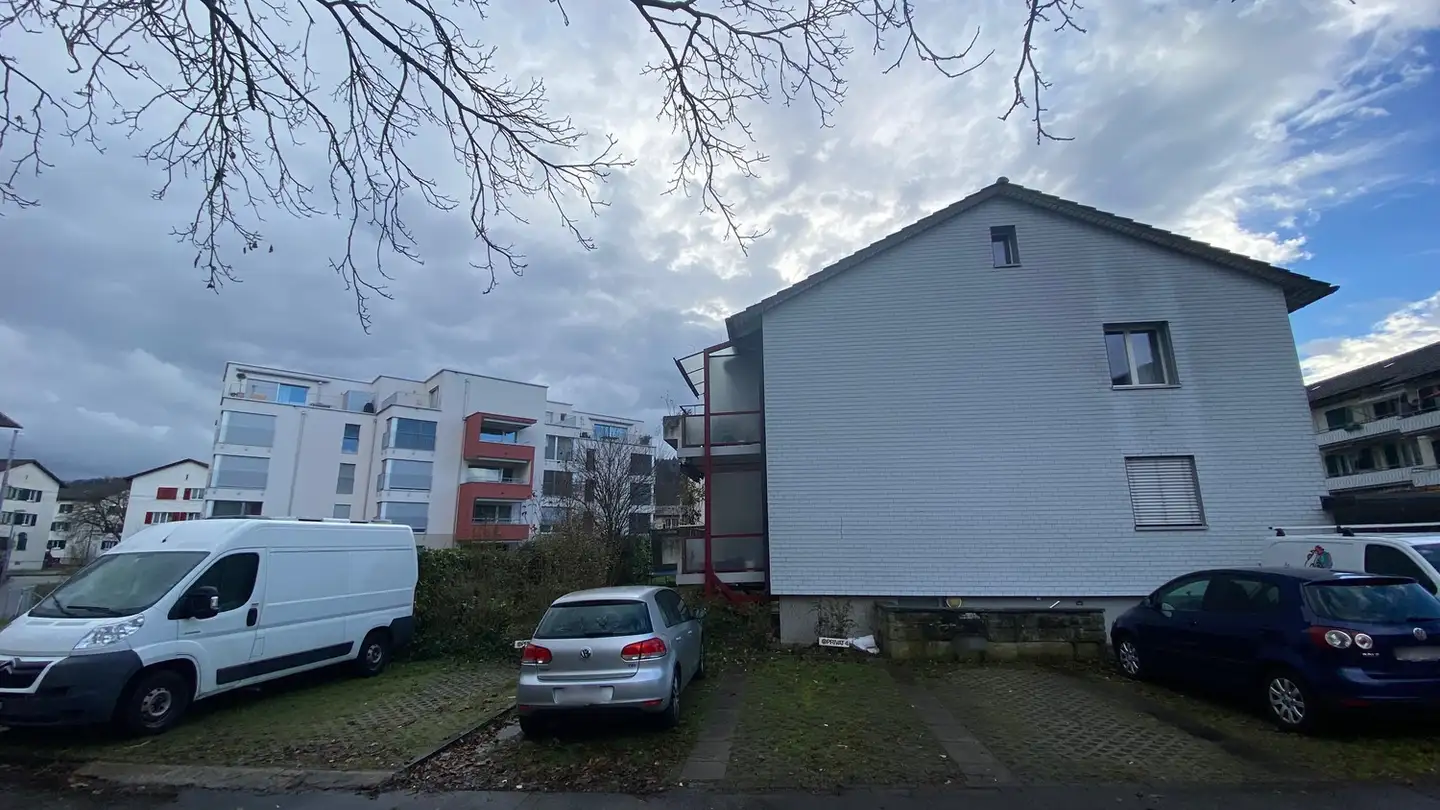 Parcheggio esterno in affitto - Heerenwiesen 32, 8051 Zürich