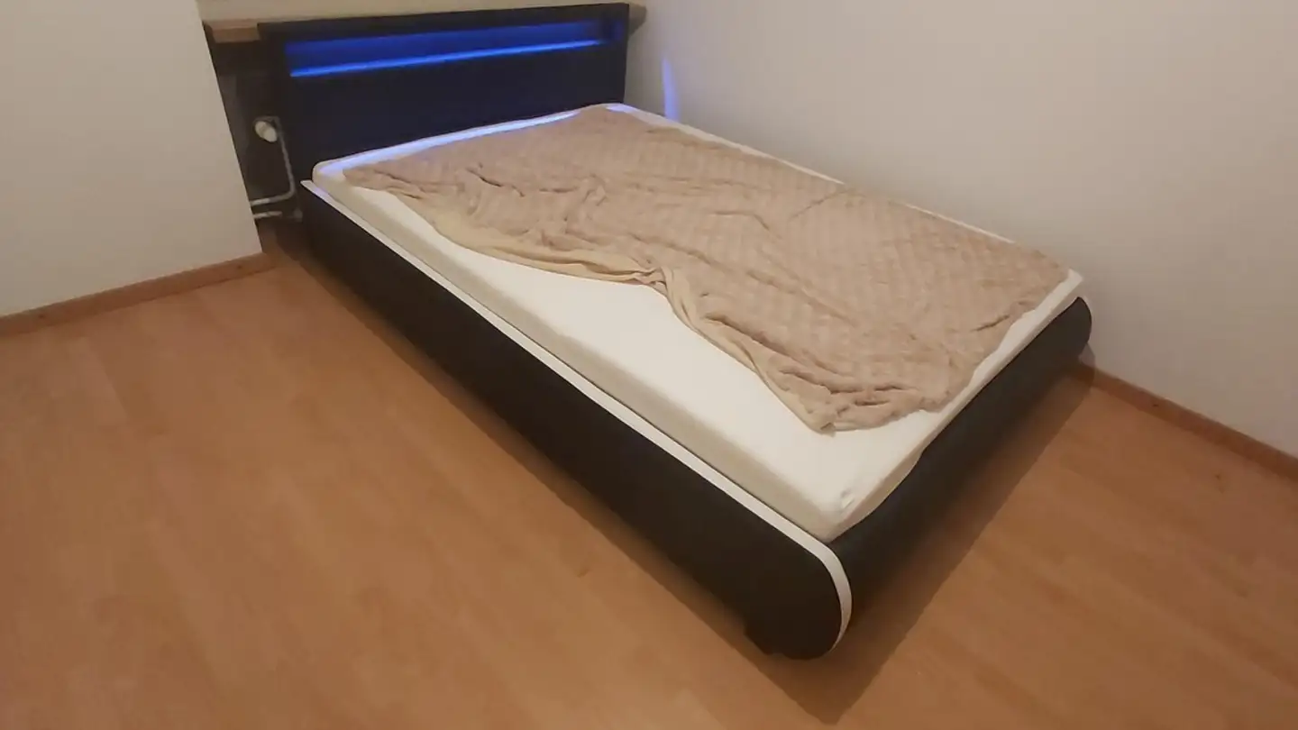 Stanza singola in affitto - 8330 Pfäffikon ZH