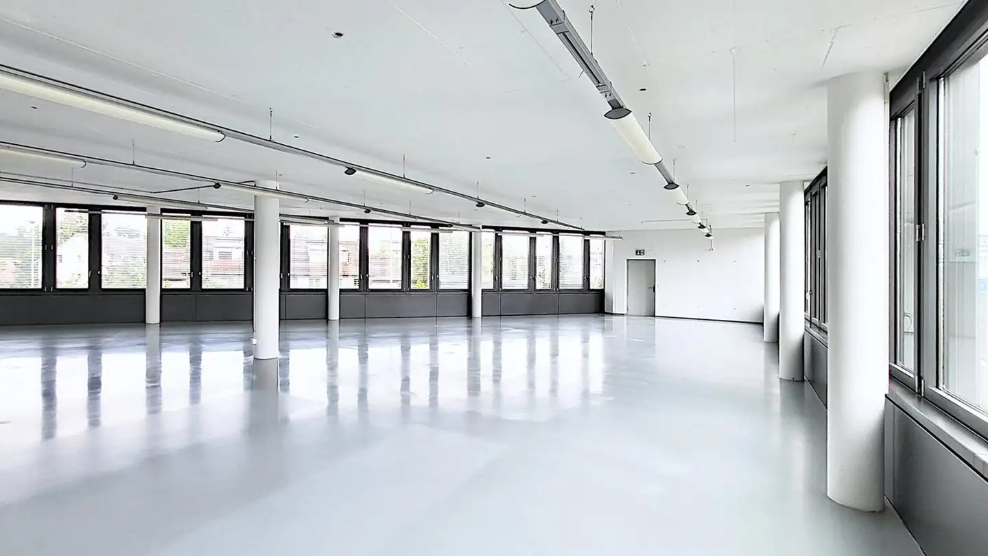 Commerciale in affitto - Zürichstrasse 72, 8306 Brüttisellen - Photo 3