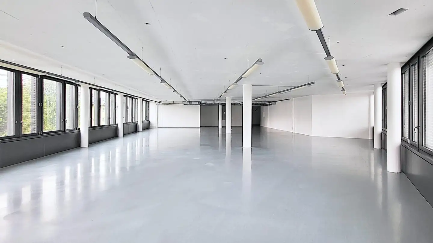 Commerciale in affitto - Zürichstrasse 72, 8306 Brüttisellen - Photo 2