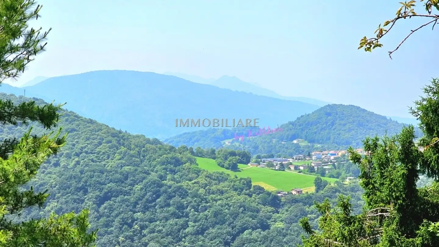 Constructible plot for sale - 6994 Aranno