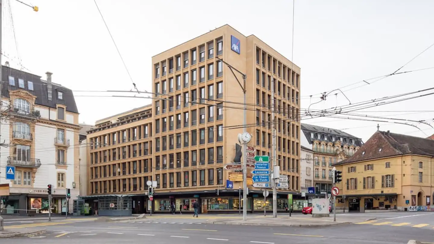 Commercial à louer - Rue Saint-Honoré 2, 2000 Neuchâtel - Photo 2