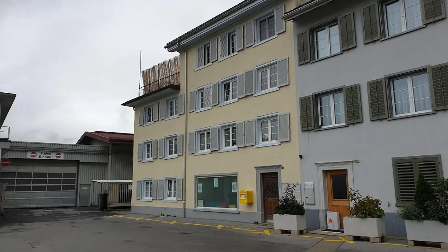 Apartment for rent - Kronenplatz 4, 8755 Ennenda - Photo 2