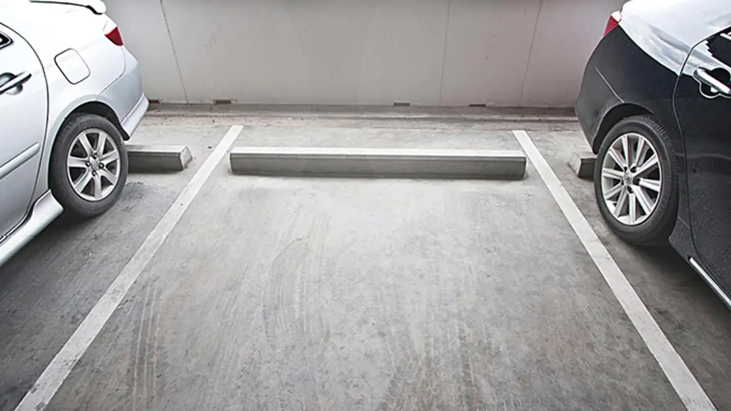 Underground parking space for rent - Chemin Du Champ-Baron 10, 1209 Genève