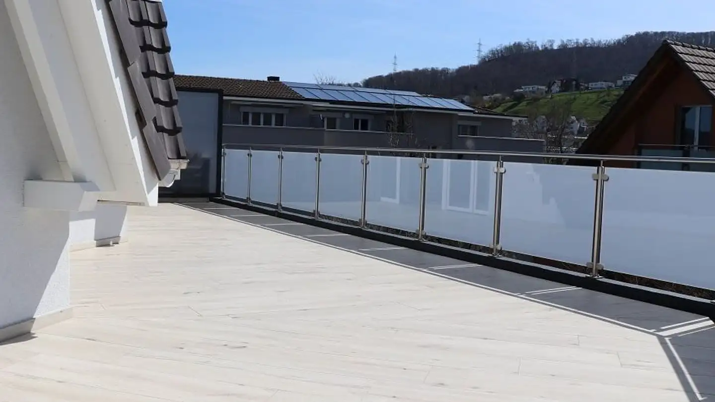 Attic flat for rent - Muttenzerstrasse 35, 4133 Pratteln