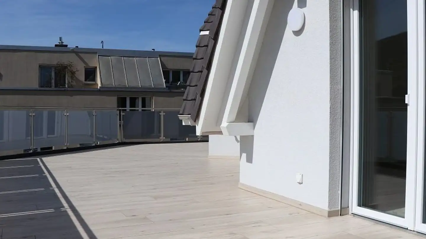 Attic flat for rent - Muttenzerstrasse 35, 4133 Pratteln - Photo 3