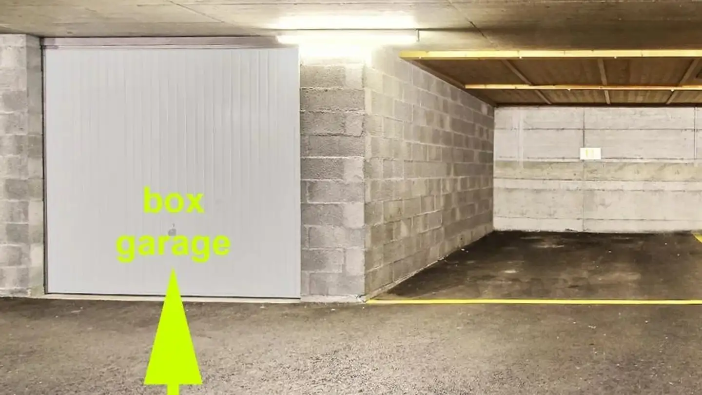 Place de parking extérieure à louer - 1920 Martigny