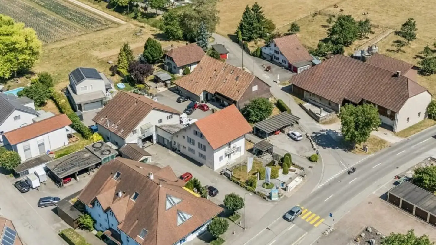Mischgenutztes Gebäude kaufen - Scharnagelnstrasse 3, 4704 Niederbipp - Foto 2