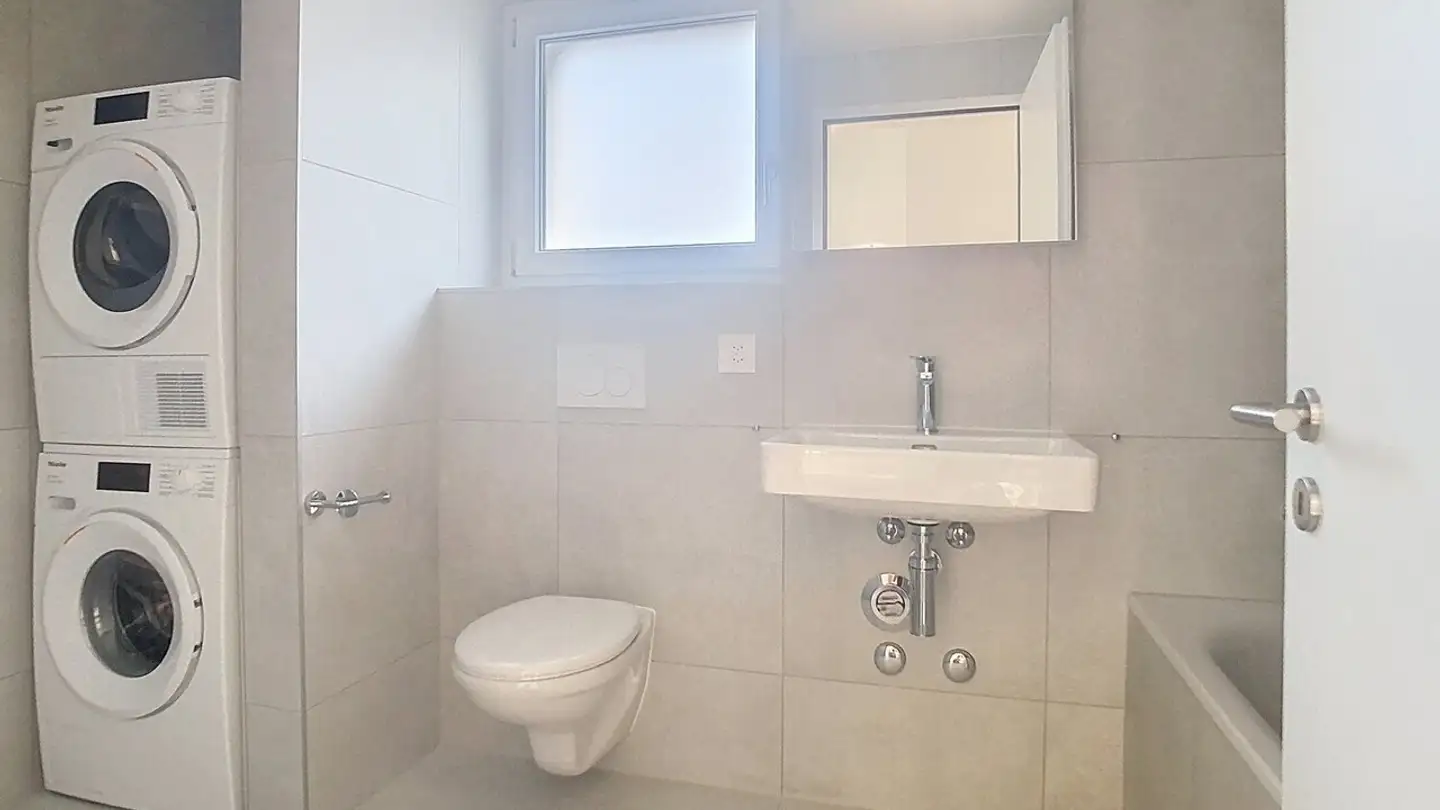 Apartment for rent - Chemin Des Noisetiers, 1635 La Tour-de-Trême - Photo 2