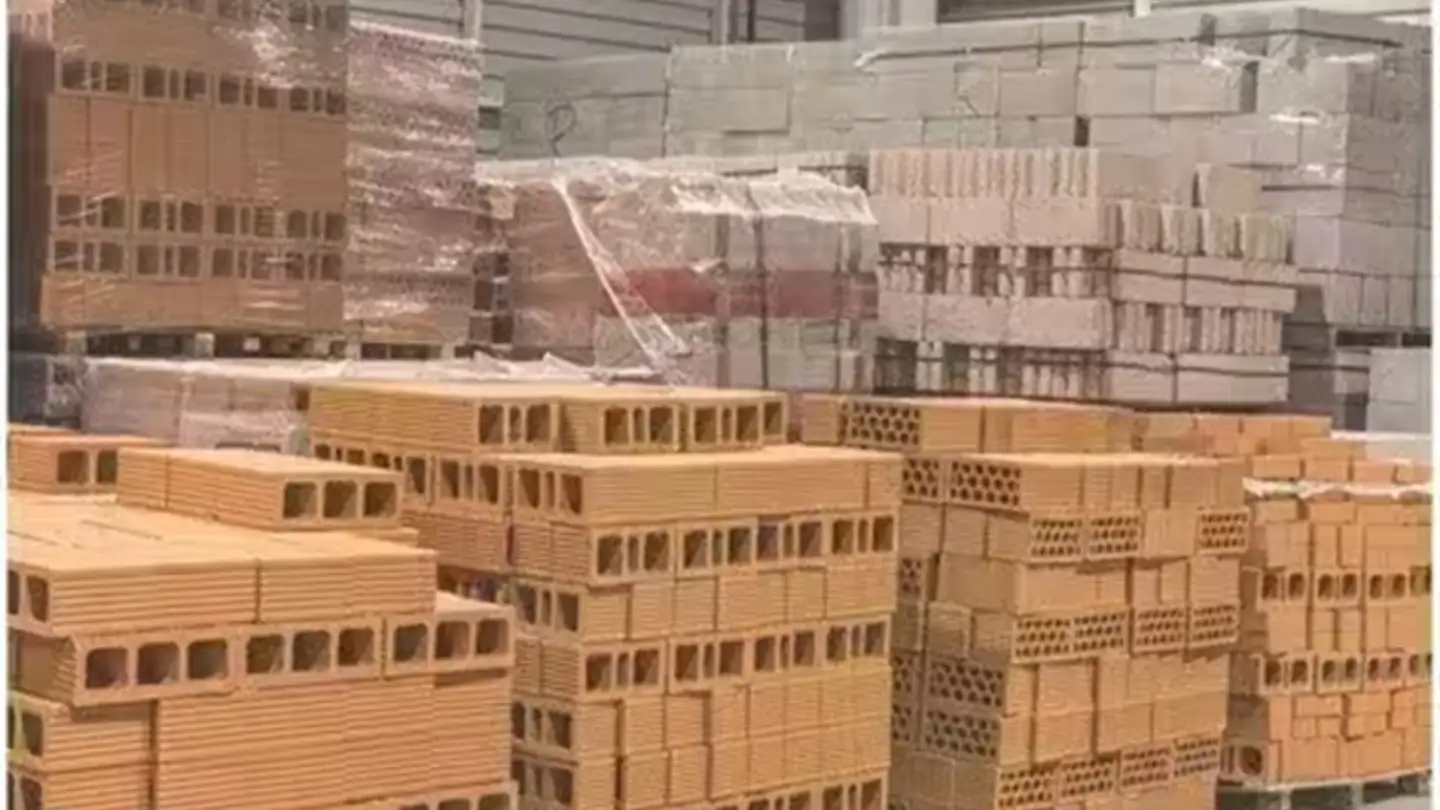 Apartment for rent - 6802 Rivera