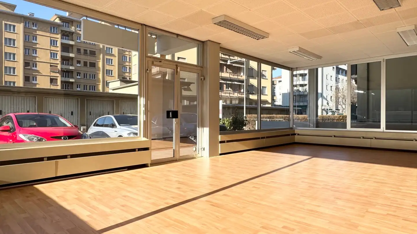 Office space for rent - Via Dei Canova 3, 6830 Chiasso - Photo 2