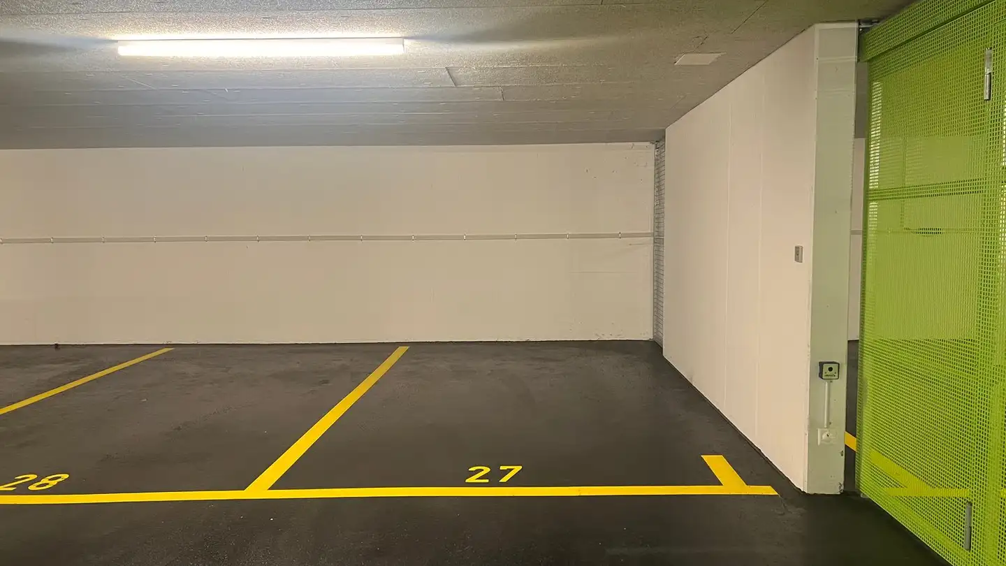 Parkplatz im Freien mieten - Eichacherstrasse 3, 8904 Aesch ZH - Foto 2