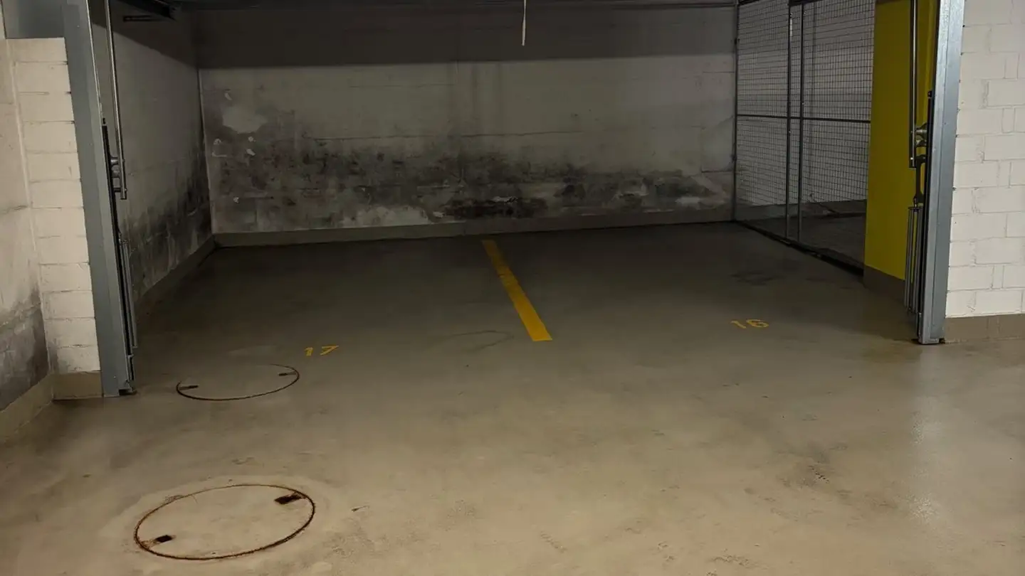 Single garage for rent - Am Balsberg 30, 8302 Kloten