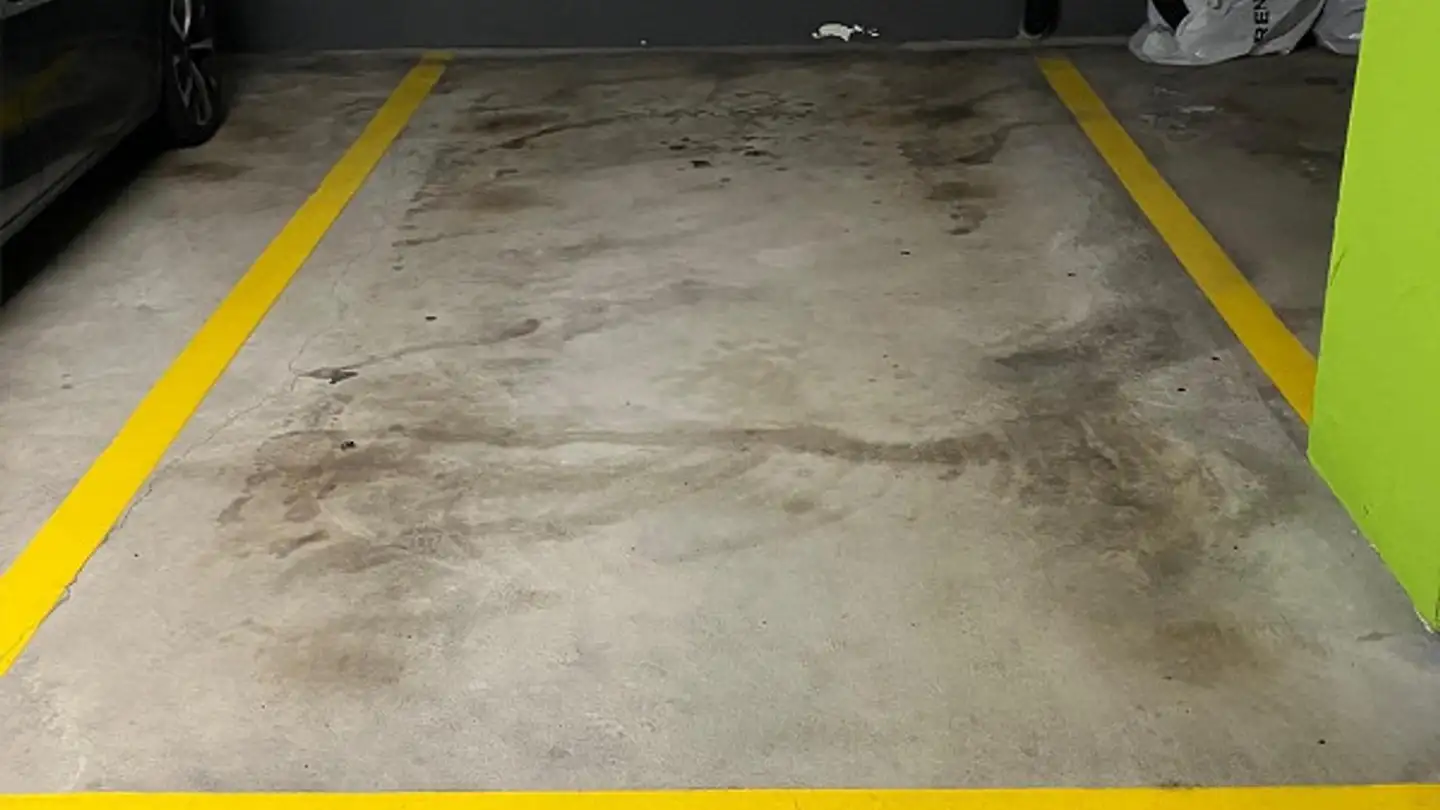 Parcheggio sotterraneo in affitto - Kasernenstrasse 3, 8600 Dübendorf