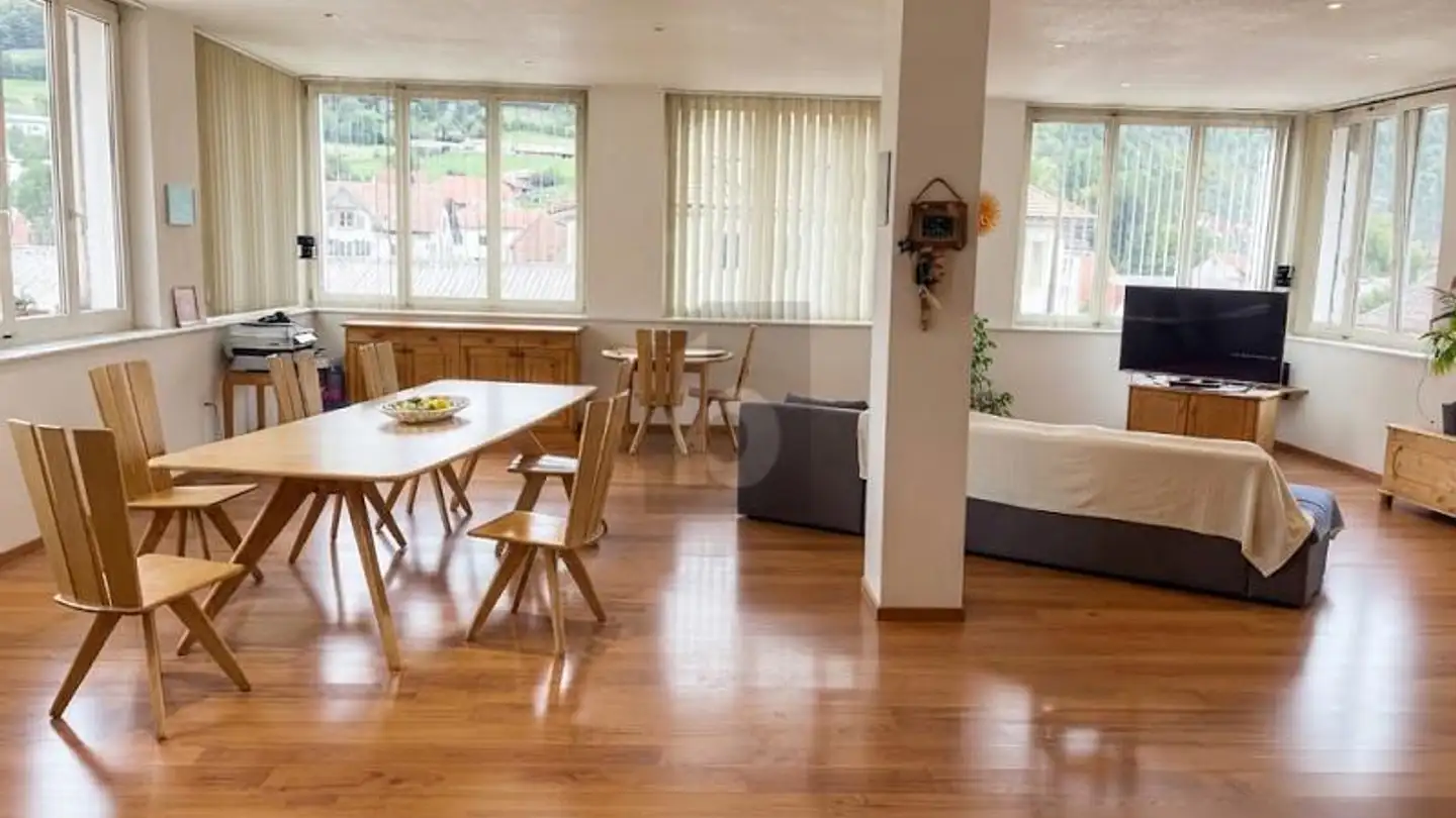 Penthouse for sale - 2738 Court - Photo 2