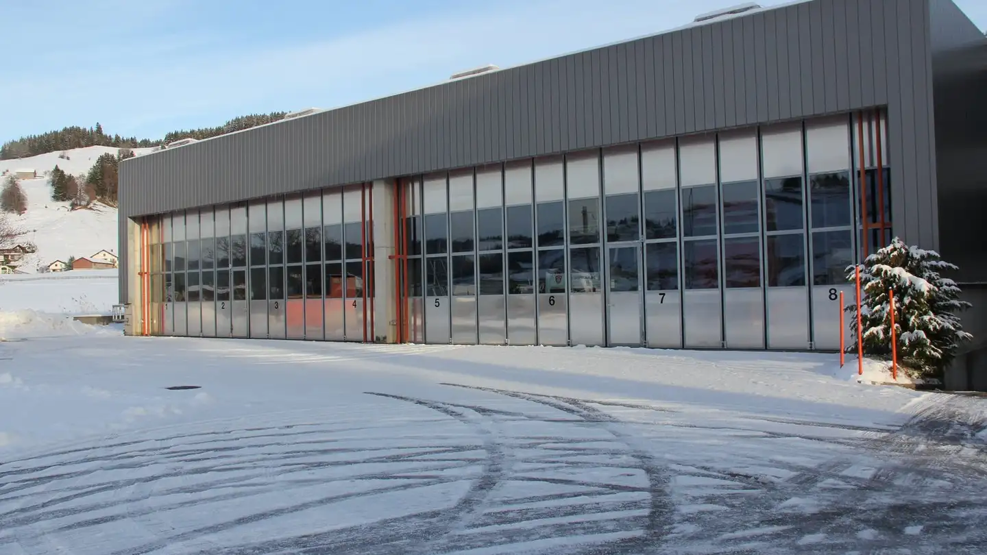 Place de parking souterraine à louer - Hauptstrasse 51, 6418 Rothenthurm - Photo 3