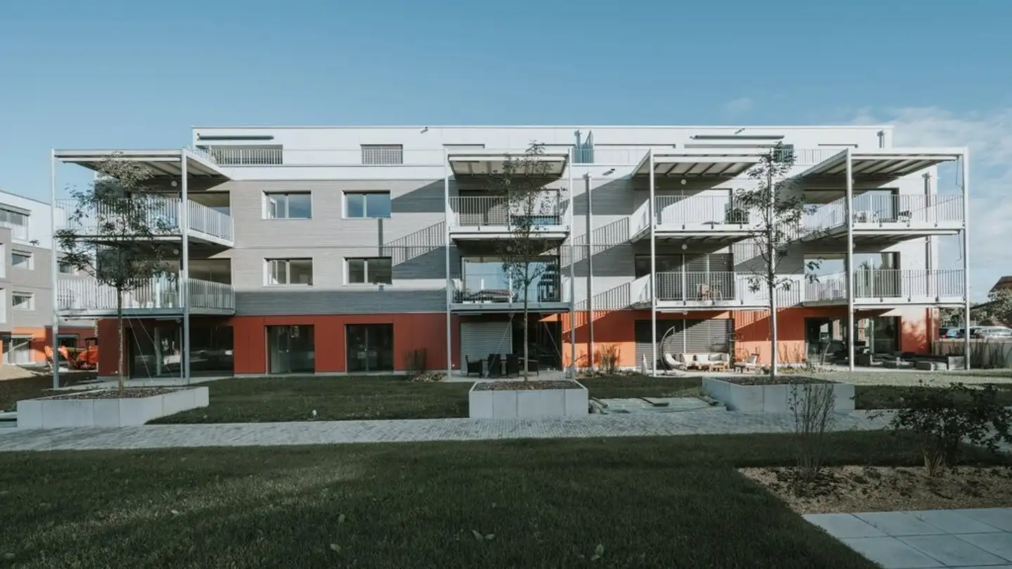 Attique à louer - Wiesenweg 3, 3360 Herzogenbuchsee