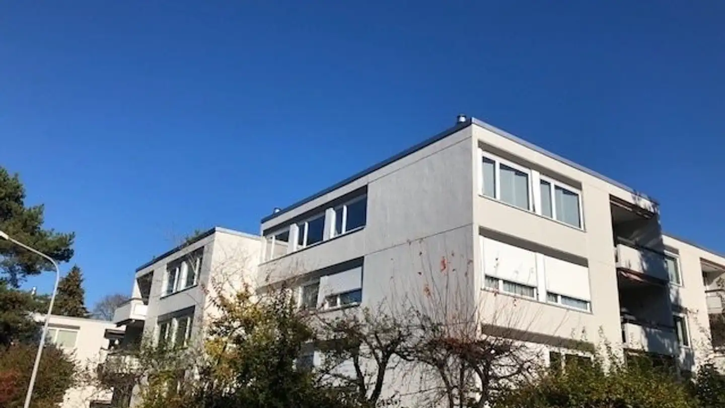 Wohnung mieten - Im Ahorn 11, 8125 Zollikerberg