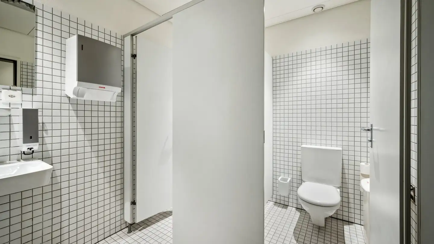 Commerciale in affitto - Honeywell-Platz 1, 8157 Dielsdorf - Photo 4