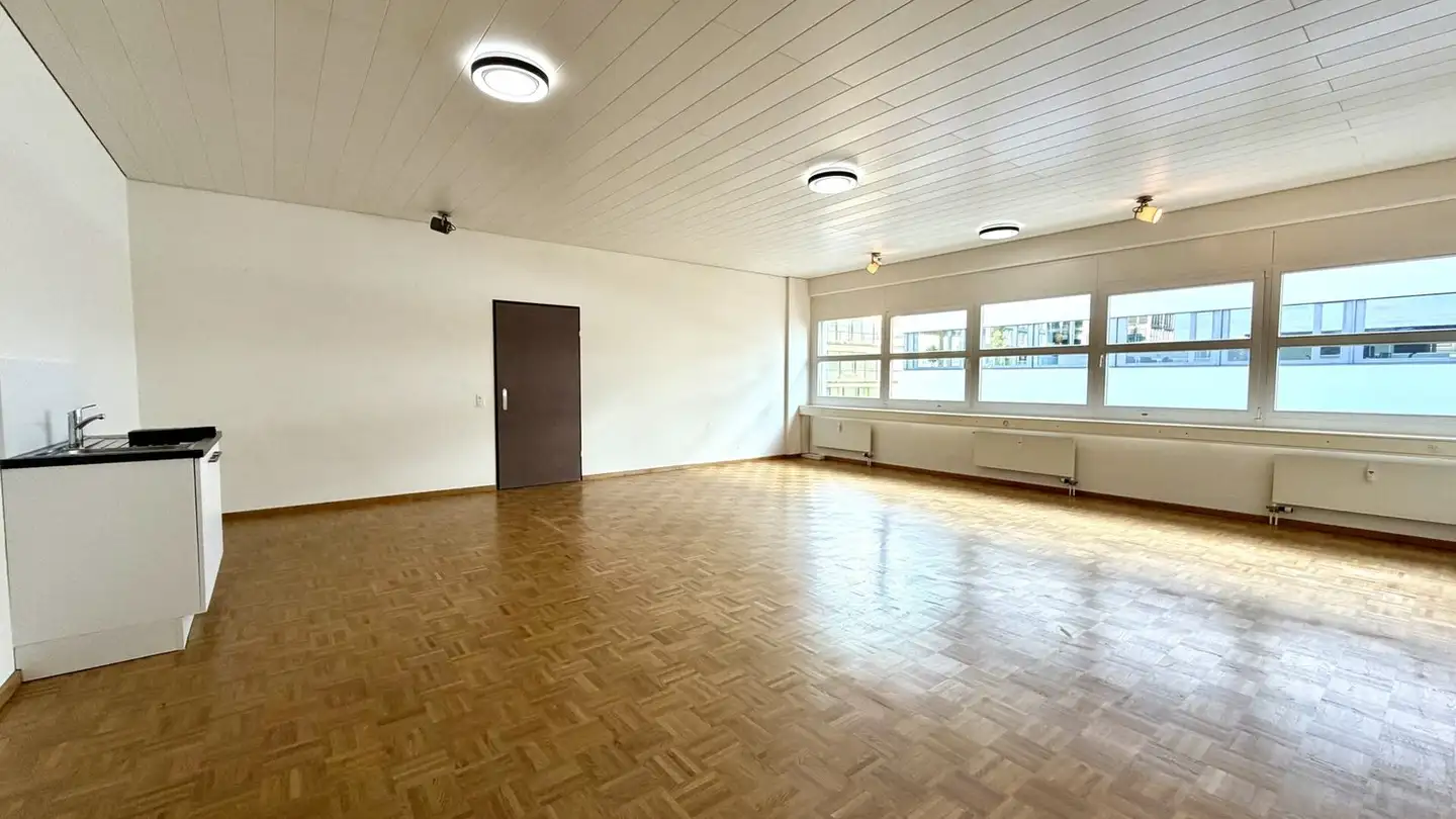 Bureau à louer - Gewerbestrasse 7, 4123 Allschwil