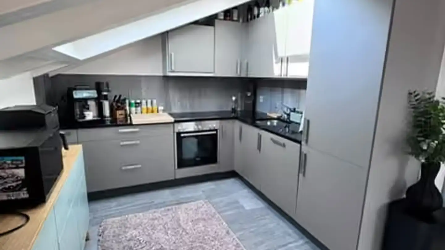 Attic flat for rent - Bahnhofstrasse 55, 3613 Steffisburg - Photo 2