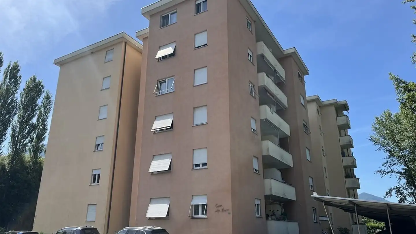 Apartment for rent - 6605 Locarno - Photo 2