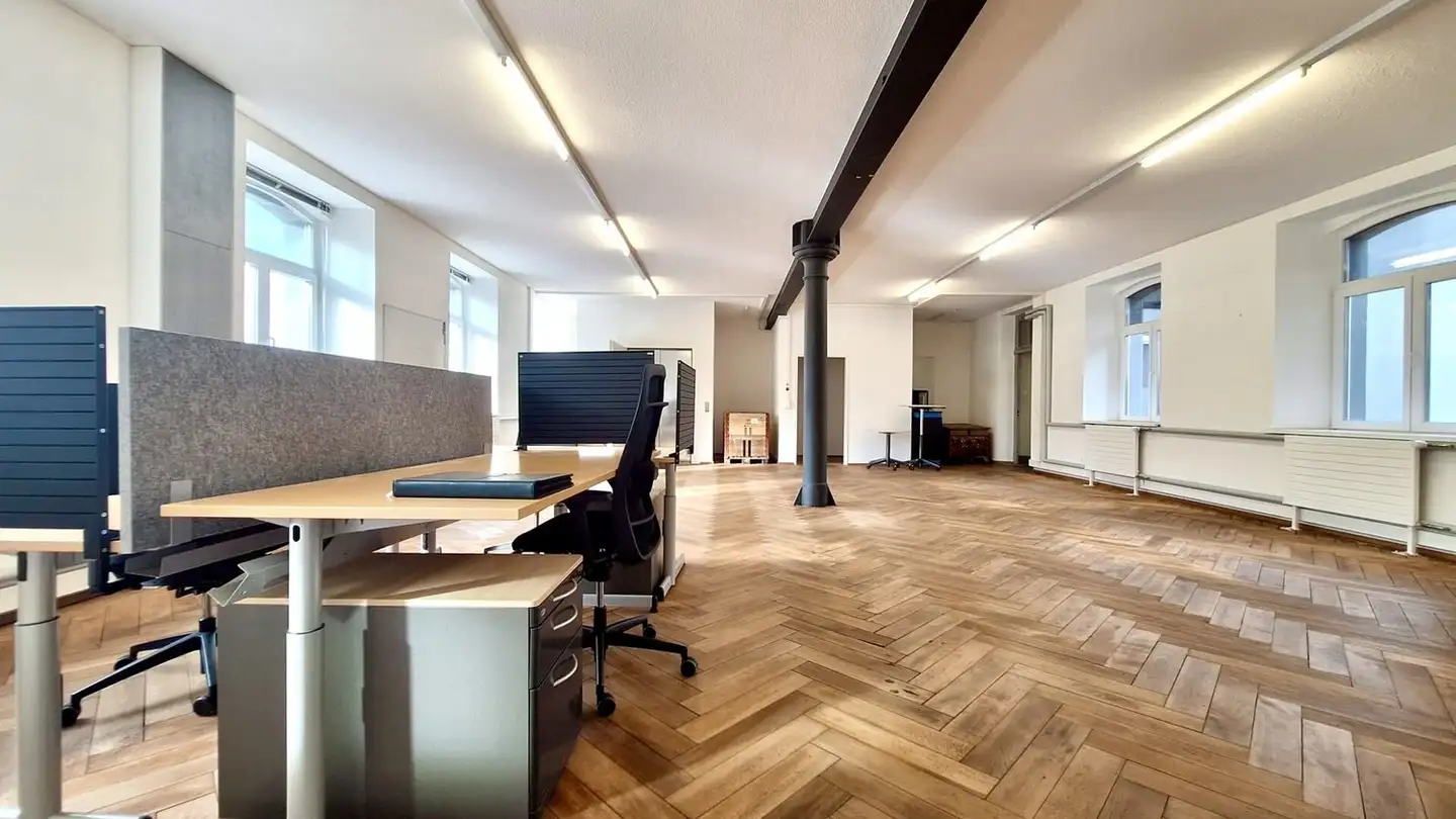 Bürofläche mieten - Bahnhofstrasse 11, 5012 Schönenwerd - Foto 2