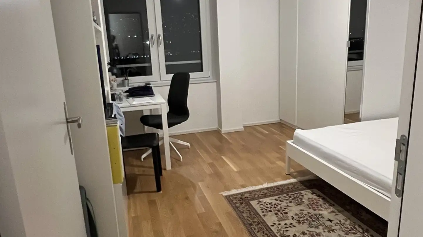 Chambre à louer - Hohlstrasse 440, 8048 Zürich