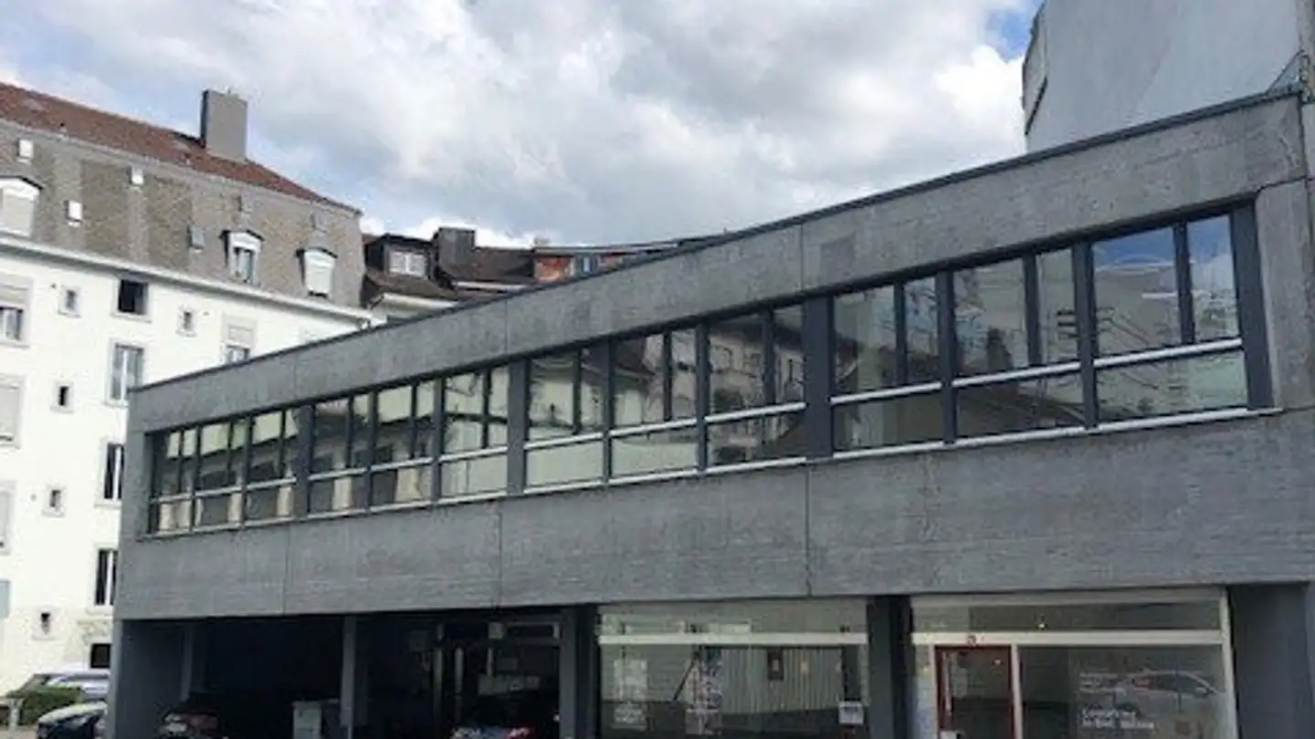 Place de parking couverte à louer - Rue De L'équerre / Winkelstrasse 20, 2502 Biel/Bienne