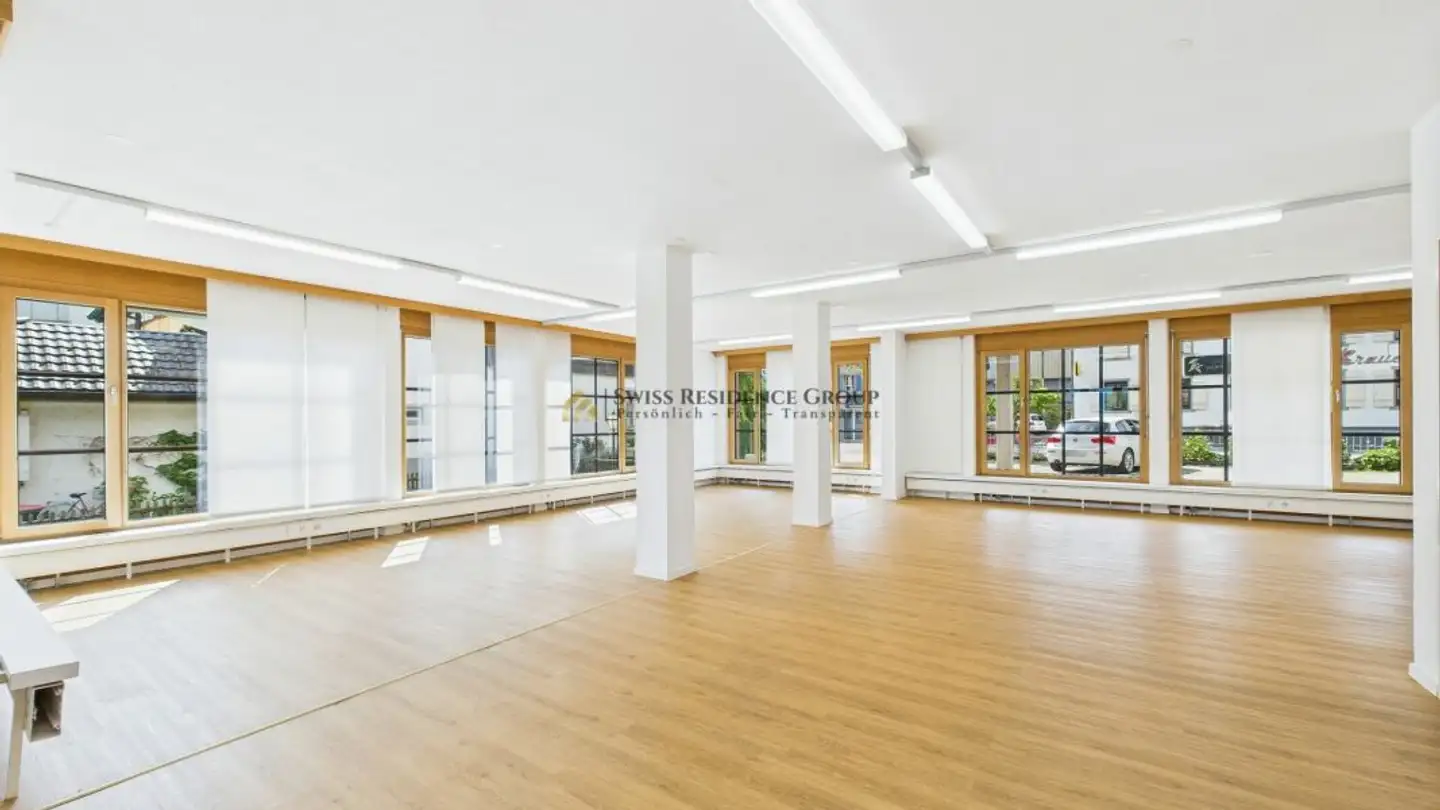 Office space for rent - 8806 Bäch SZ - Photo 2