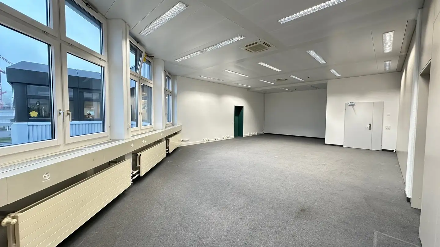 Commerciale in affitto - Honeywell-Platz 1, 8157 Dielsdorf - Photo 3