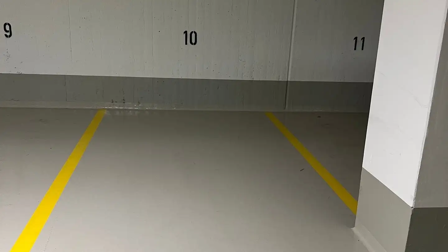 Tiefgaragenstellplatz mieten - Rütistrasse 2, 5400 Baden