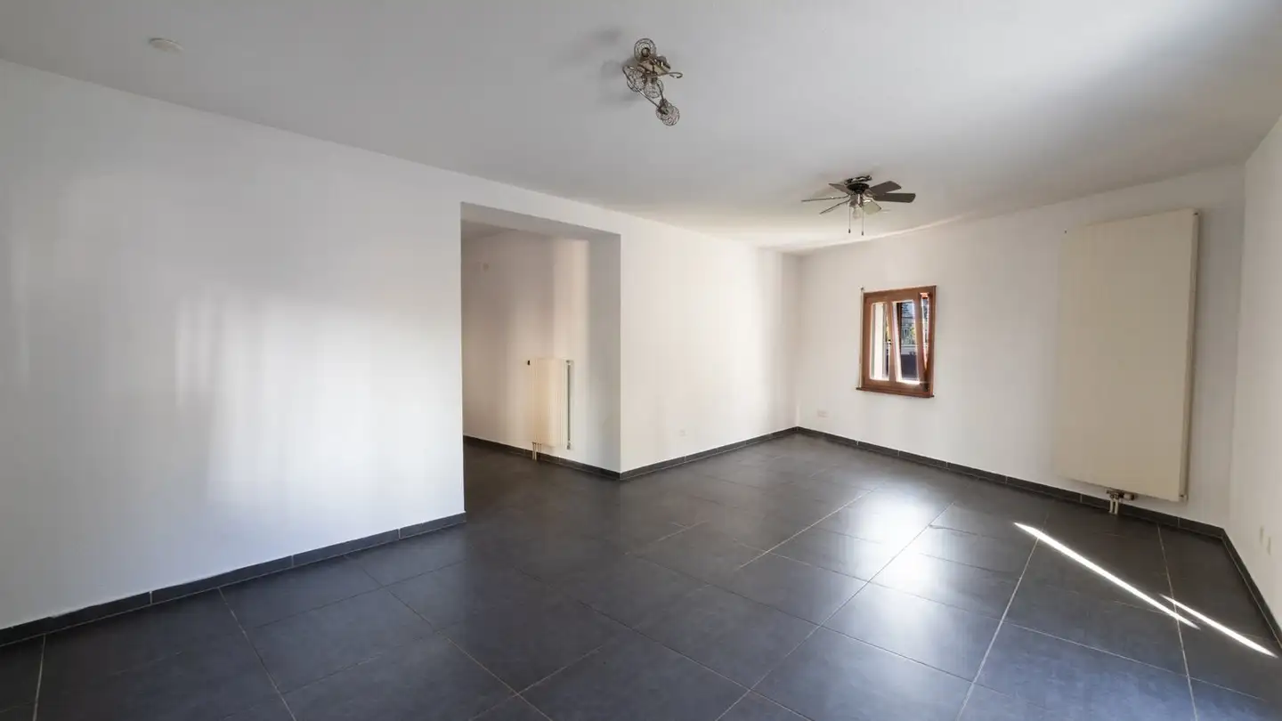 Appartamento in affitto - Rue Du Crêt 1, 2740 Moutier - Photo 3