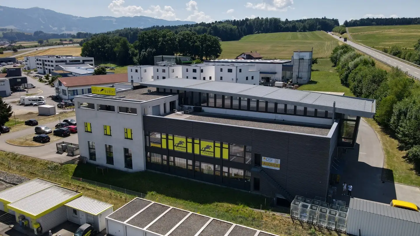 Gewerbe mieten - Zone Industrielle D'in-Riaux 8, 1726 Farvagny-le-Grand - Foto 2