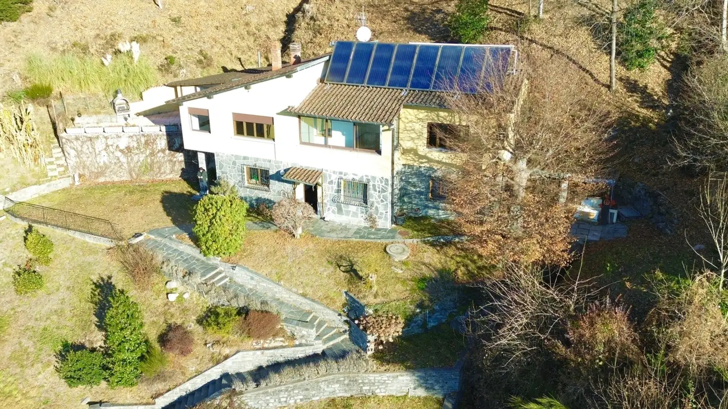 Single house for sale - 6994 Aranno