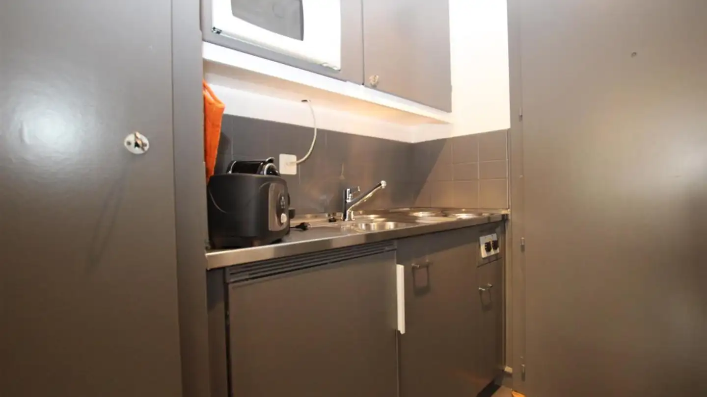 Appartement meublé à louer - Rue Des Glacis-De-Rive 17, 1207 Genève - Photo 3