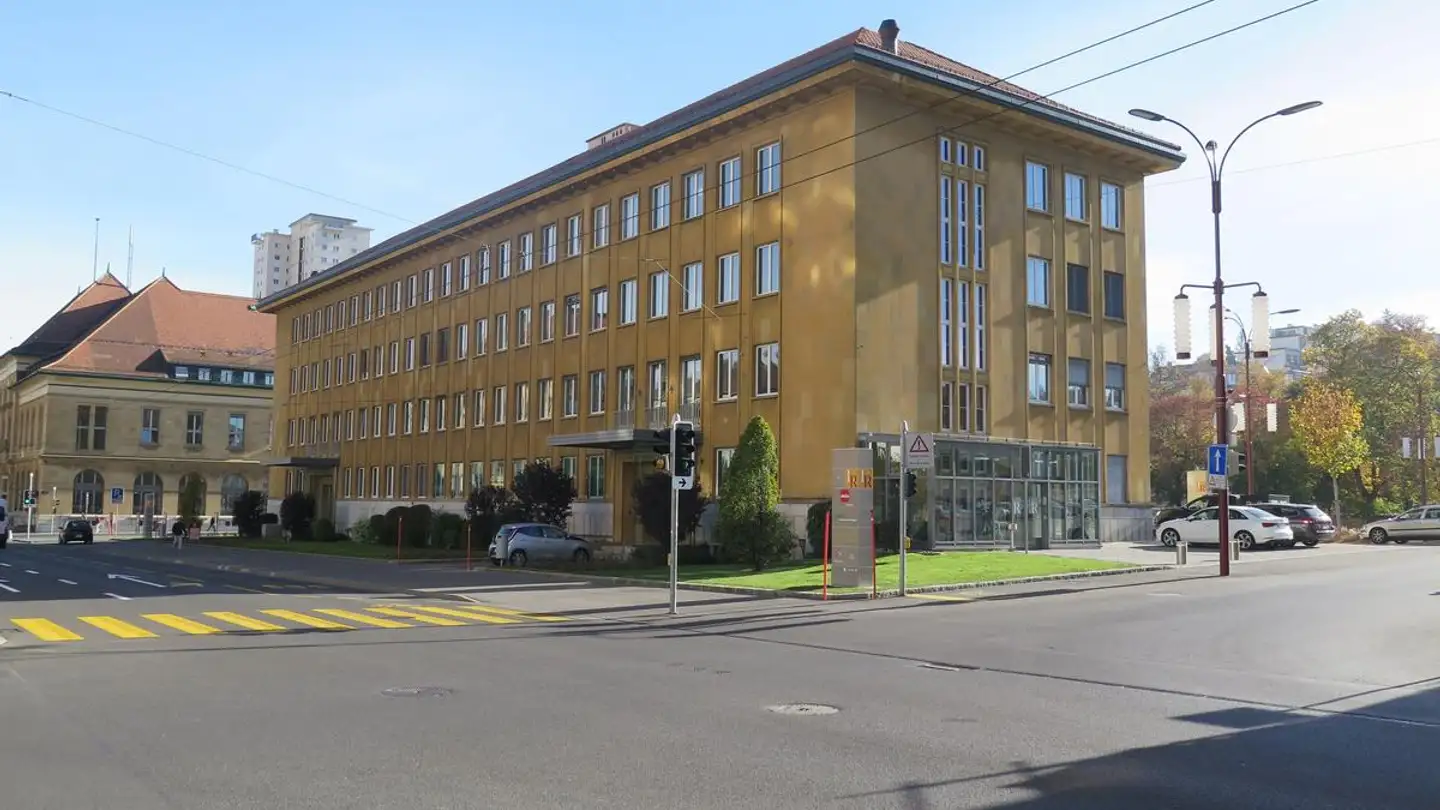 Atelier à louer - Avenue Léopold-Robert 65, 2300 La Chaux-de-Fonds