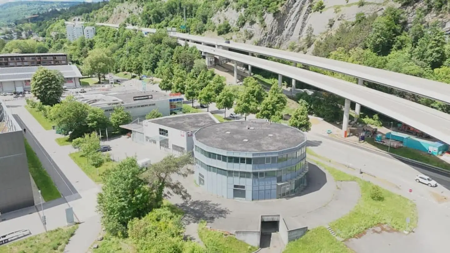 Commercial à louer - Route De Soleure / Solothurnstrasse 126, 2504 Biel/Bienne - Photo 4