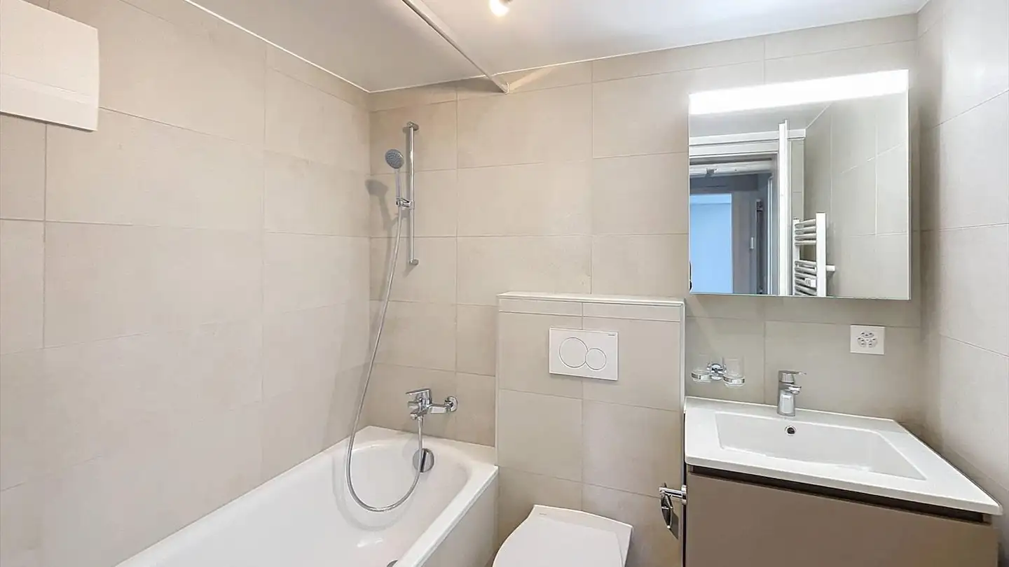 Appartamento in affitto - 1166 Perroy - Photo 3