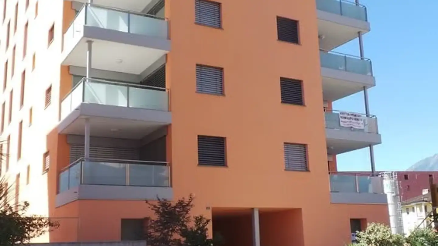 Parcheggio sotterraneo in affitto - Via Bartolomeo Varenna 23, 6600 Locarno