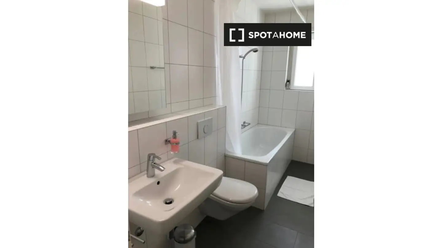 Studio à louer - 8002 Zürich