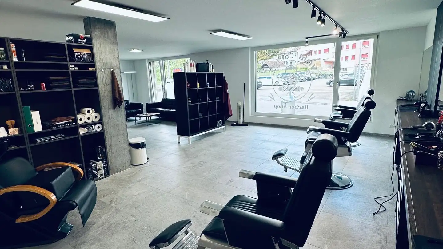 Hairdresser for rent - Mitteldorfstrasse 1a, 6232 Geuensee