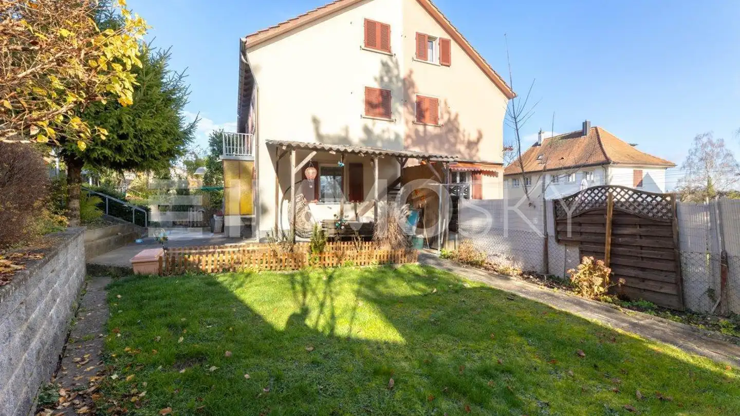 Casa singola in vendita - 8212 Neuhausen am Rheinfall