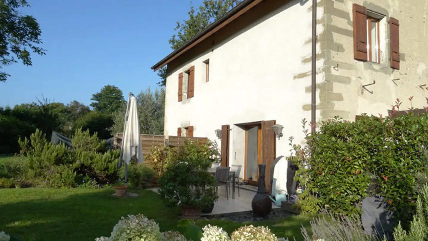 Appartamento in affitto - Place De Brunes, 1257 La Croix-de-Rozon