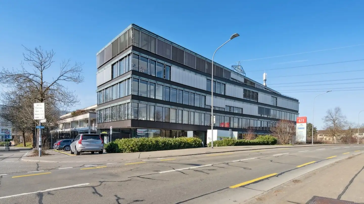 Bureau à louer - Schaffhauserstrasse 611, 8052 Zürich