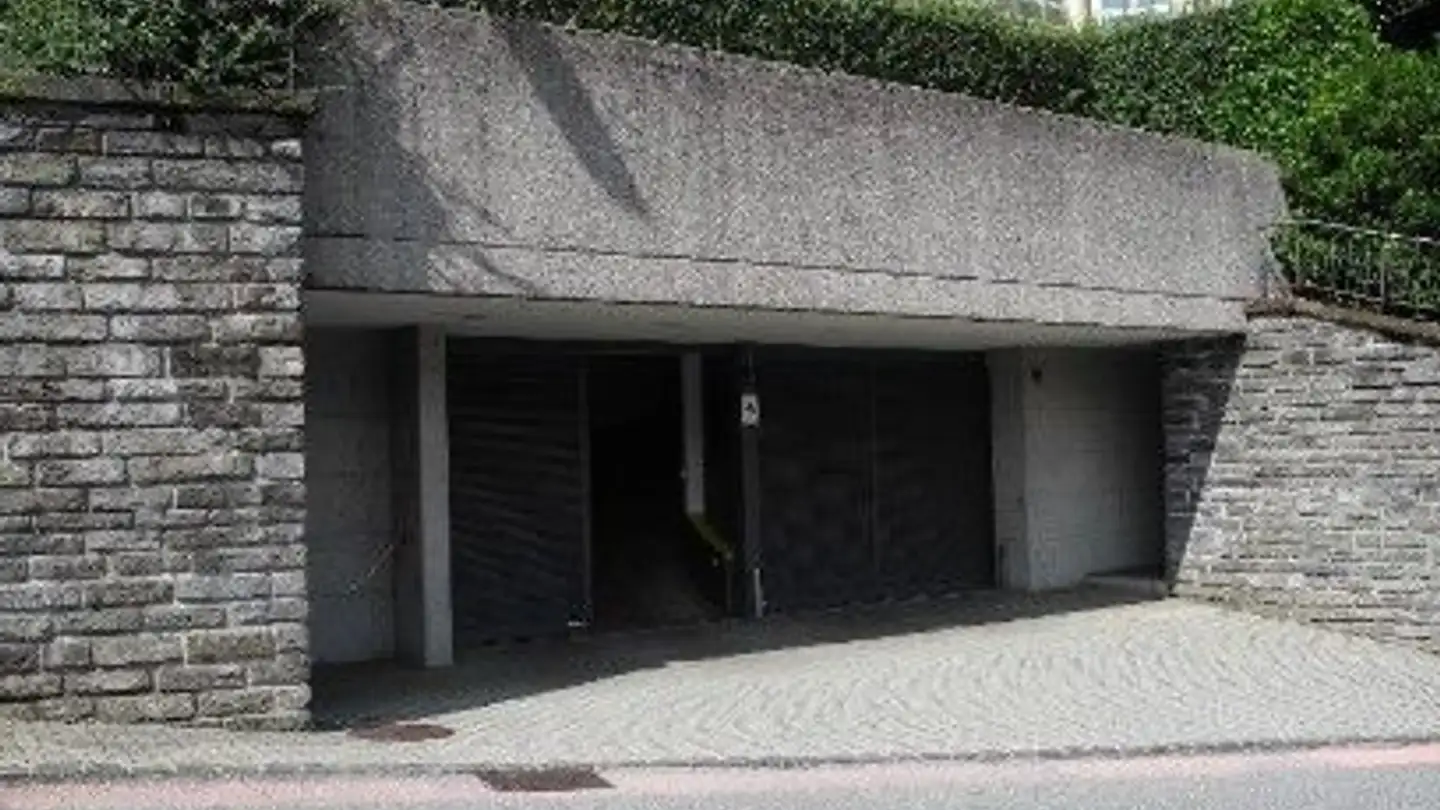 Garage double à vendre - Via Giuseppe Motta, 6900 Lugano