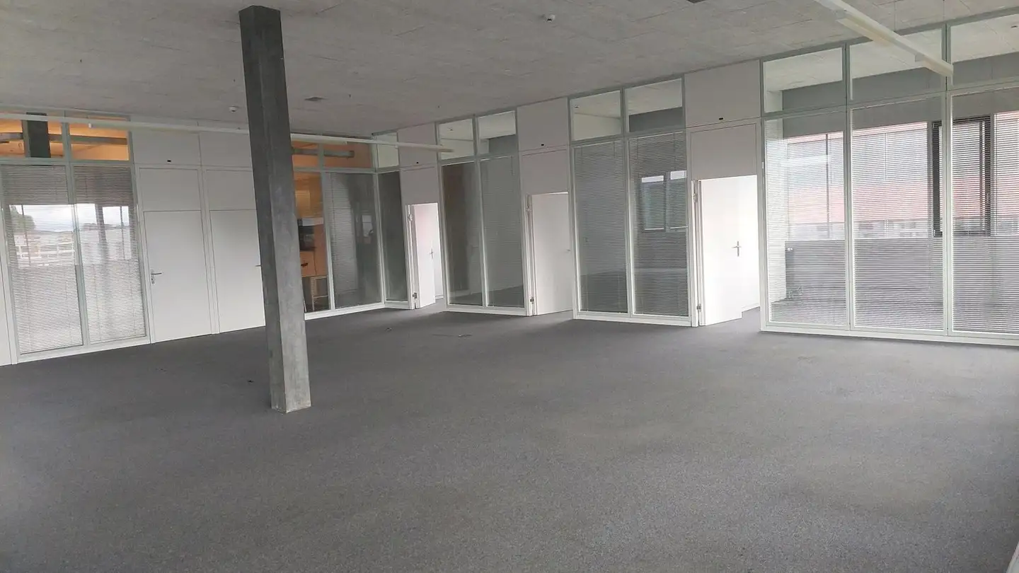 Magasin à louer - Rue Galilée 6, 1400 Yverdon-les-Bains