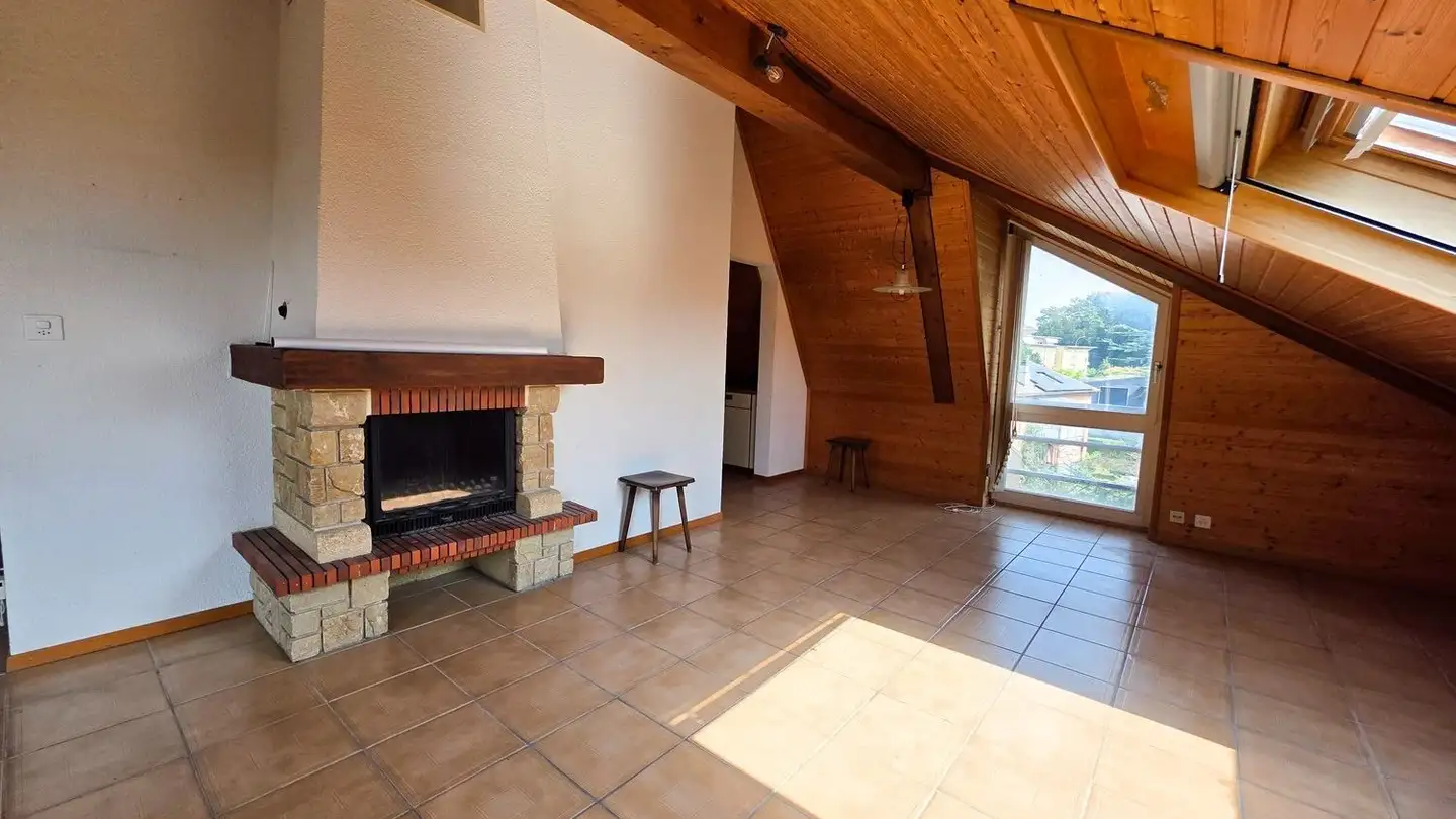 Dachgeschosswohnung kaufen - Rue Des Indiennes 1, 2074 Marin-Epagnier