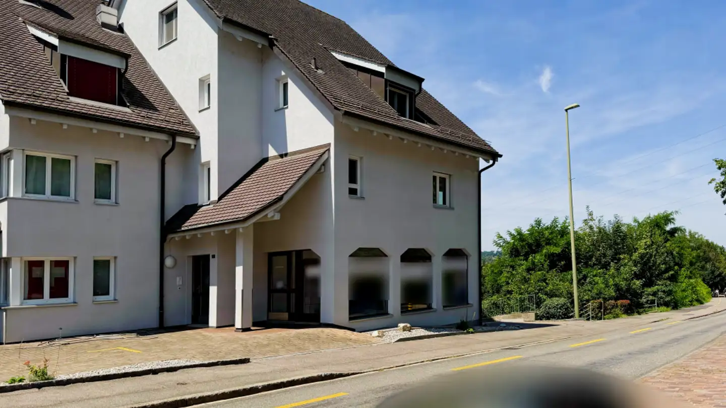 Geschäft mieten - Hauptstrasse 14, 4142 Münchenstein