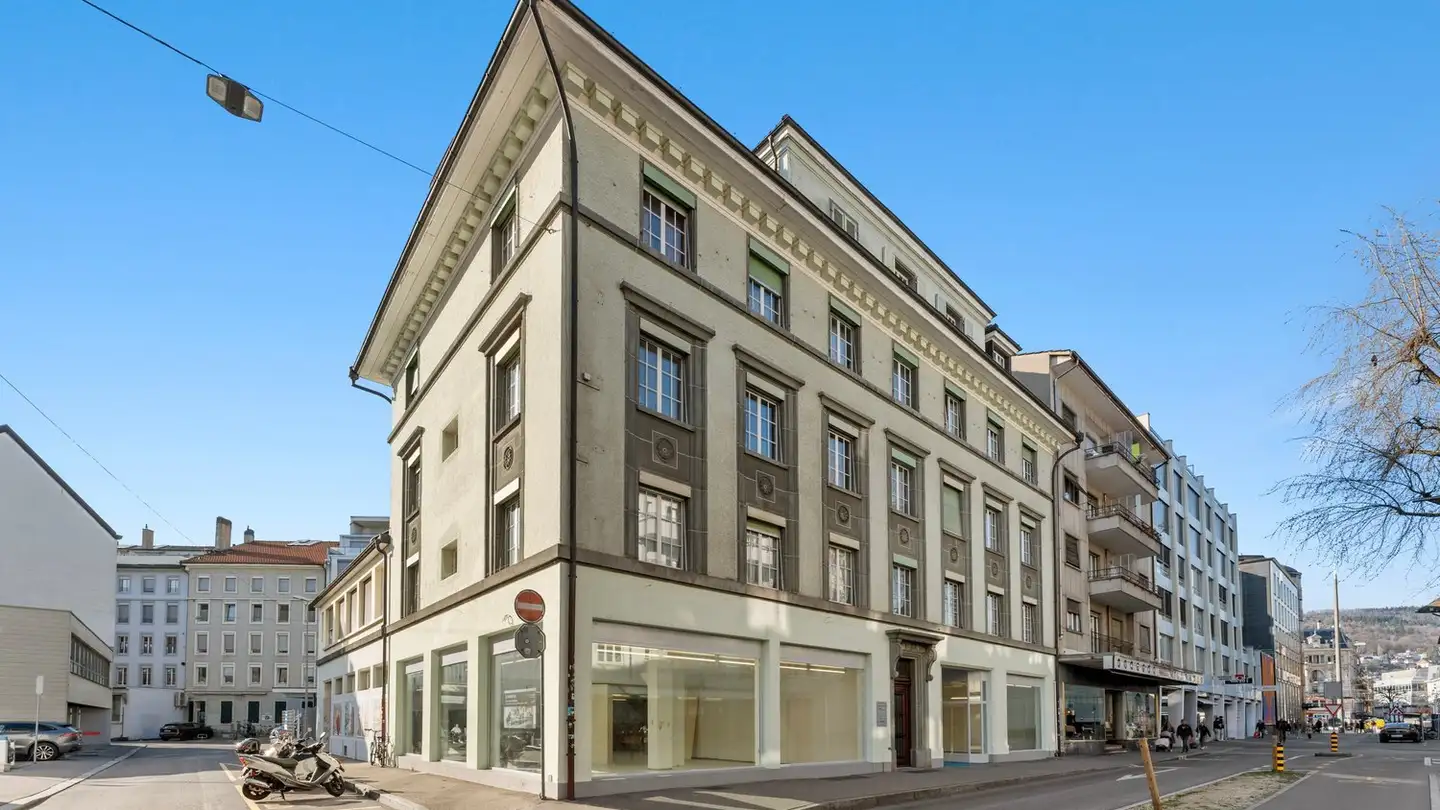 Commercial à louer - Rue De Morat / Murtenstrasse 14, 2502 Biel/Bienne